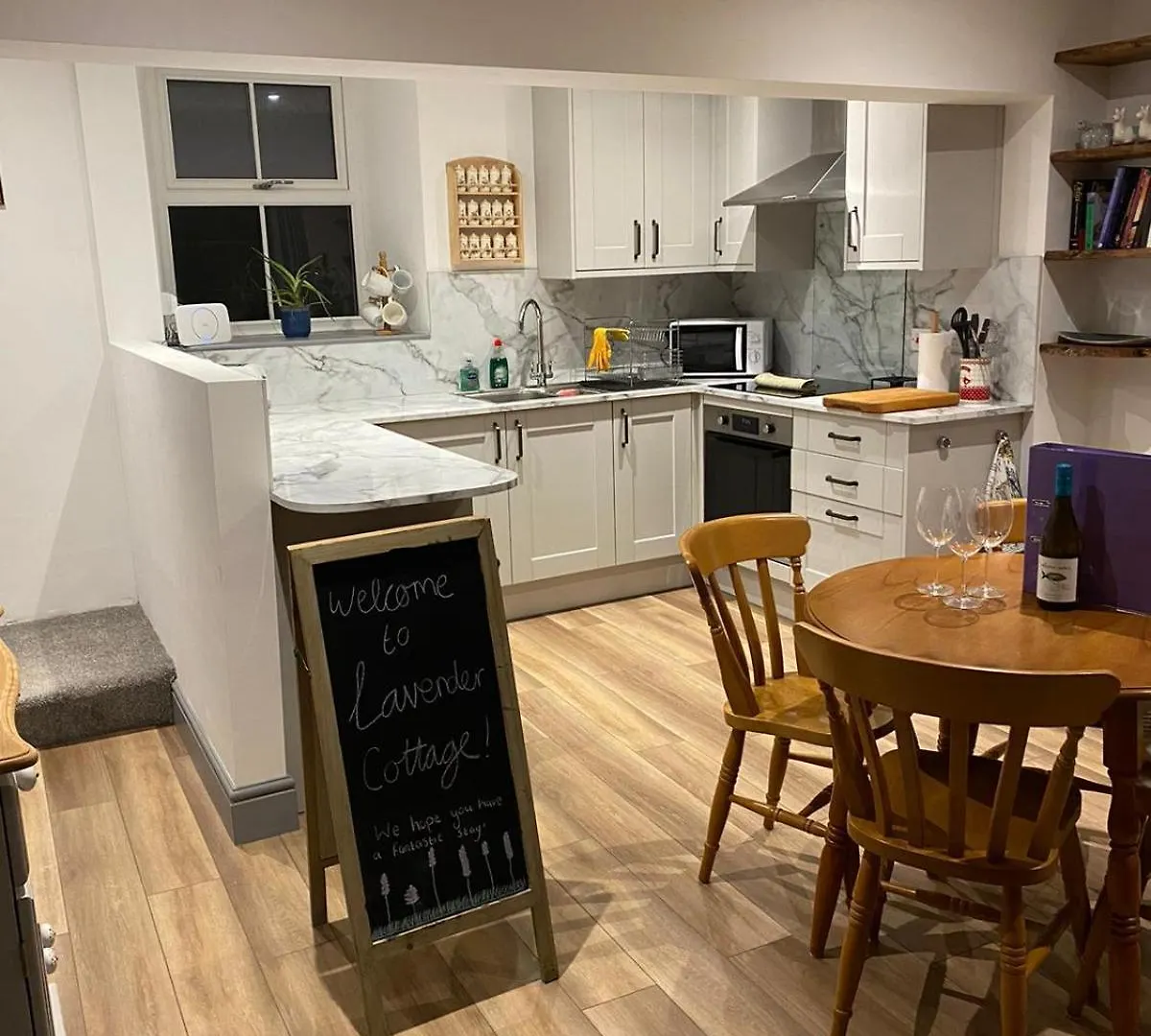 Lavender Cottage, Masham, Historic Listed, 2 Bedrooms Masham