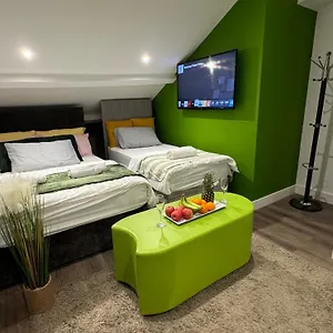 Apartment Southgate Luxury, Elland